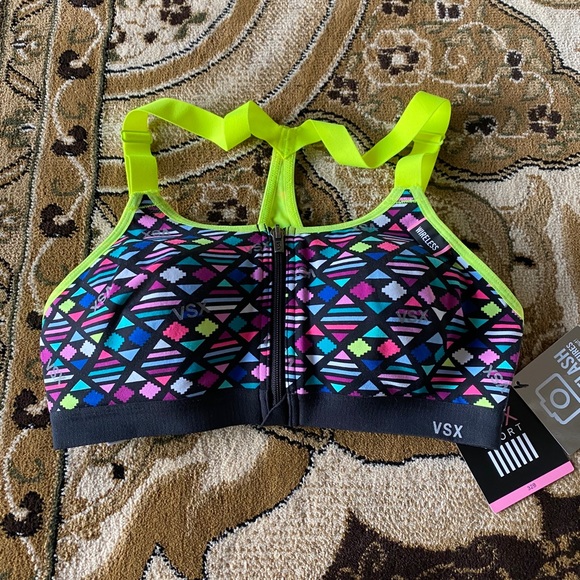FLASH SALE‼️ 32B VS wireless sports bra - Picture 3 of 7